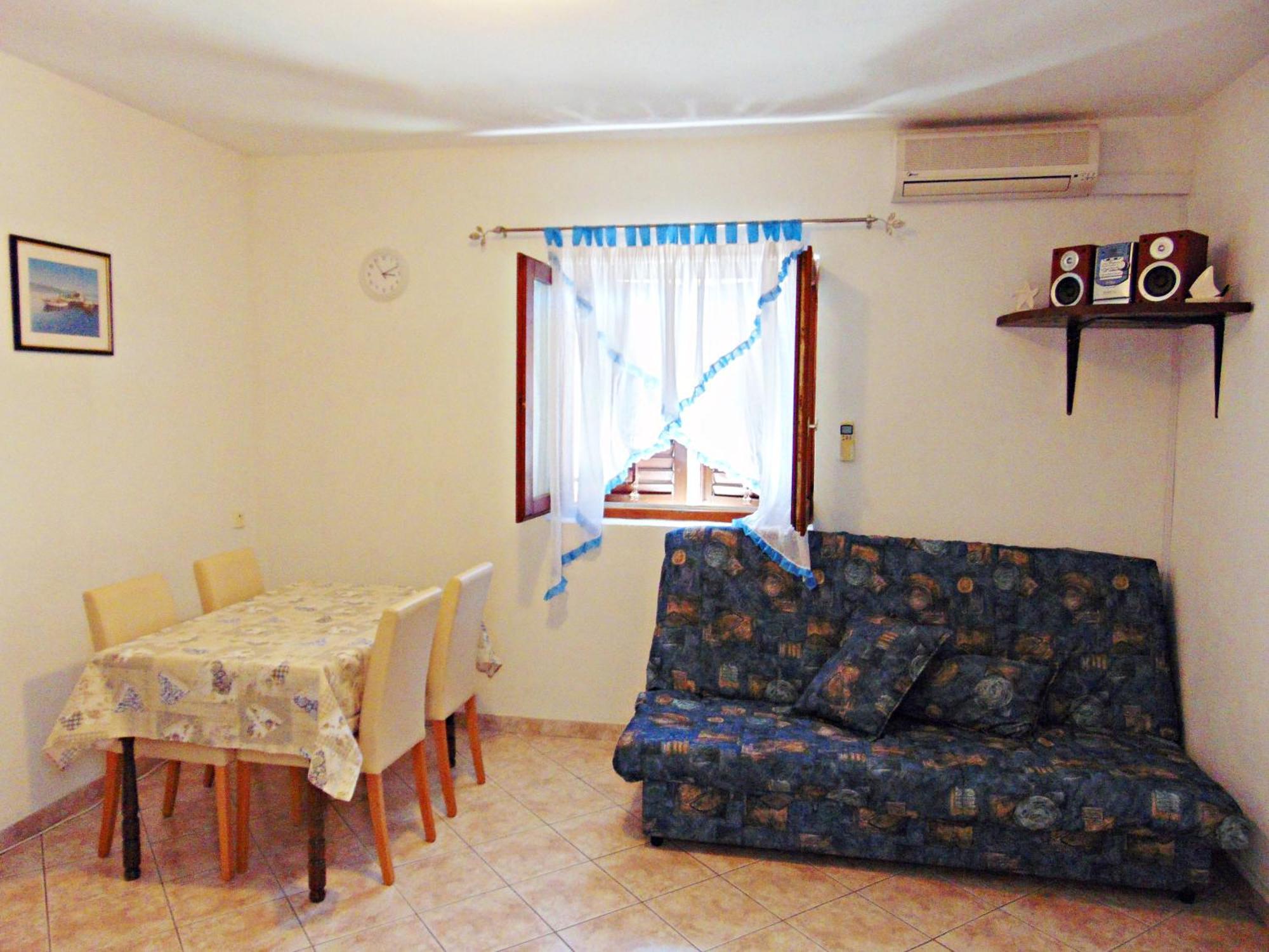 Apartment Baloevic Postira Bilik gambar