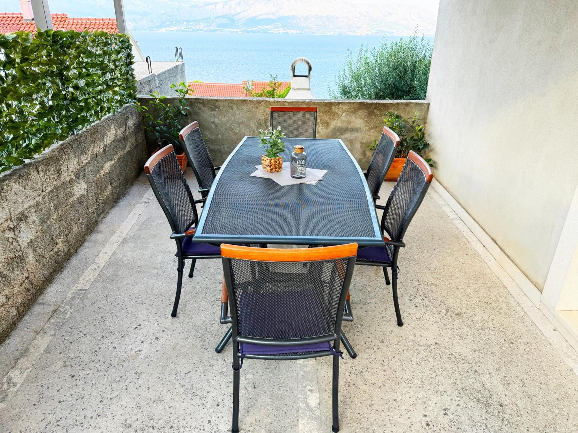 Apartment Baloevic Postira Luaran gambar