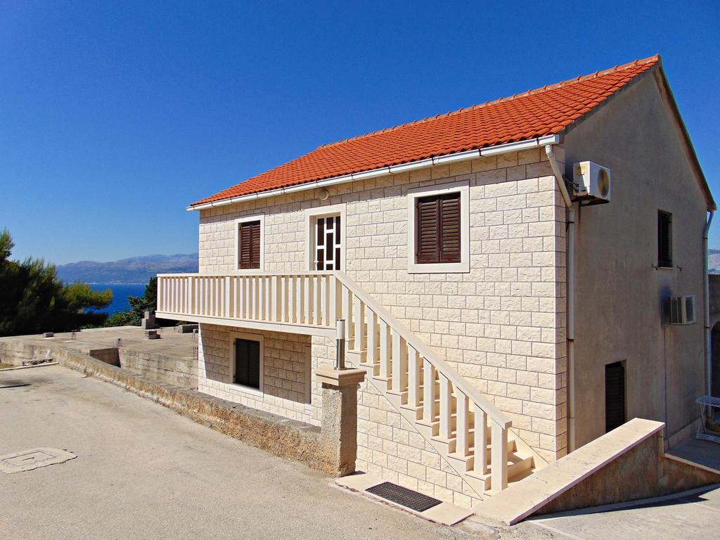 Apartment Baloevic Postira Luaran gambar